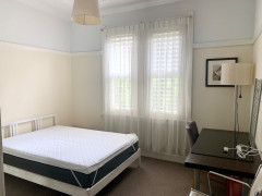 N Sydney: Room available 