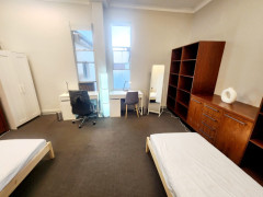$180/w shared room in Ashfield