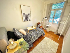 Surry hills single room