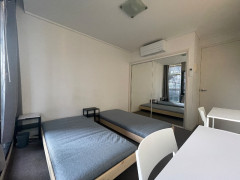 Southbank - Female Twin Room