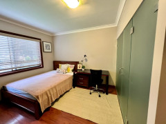 Ensuite in north ryde