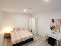 Hurstville House Room $290