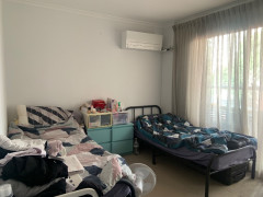 Looking for flatmate in Sydney