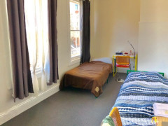 Darlinghurst シェアルーム　$210 (女性)