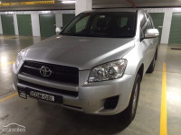 TOYOTA　RAV4 　2011年　新車同様