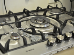 家改築のためKitchen appliances 売ります