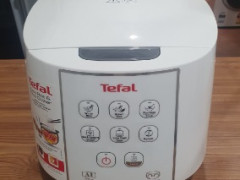 Tefal 炊飯器 10カップ 50ドル　ほぼ新品