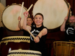 和太鼓でオーストラリアのローカルとつながる！Taikoz