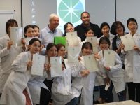 韓国から看護大学生がプログラムに参加！！授業風景あり！