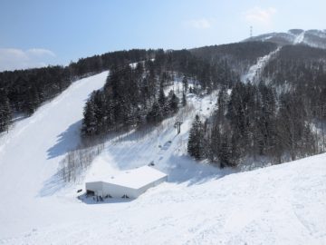 ＜スキーリゾート地にてキッチン経験者募集！短期のお仕事＞